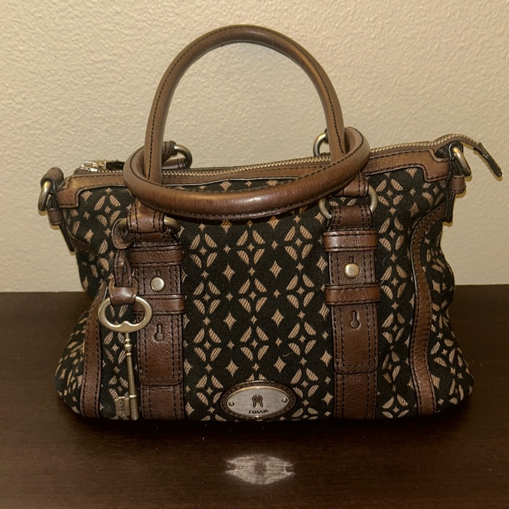 Light brown with dark brown detailing purse